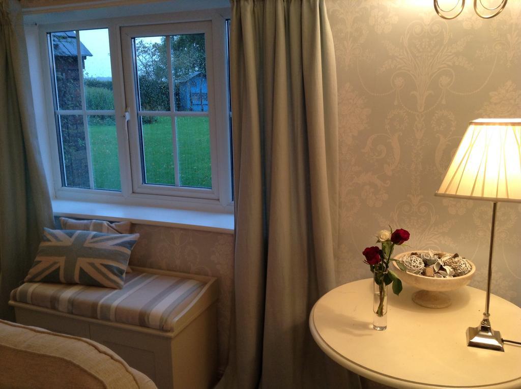 Birtles Farm Bed And Breakfast นัตส์ฟอร์ด ภายนอก รูปภาพ